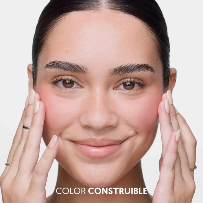 340899-1200-1200 Rubor Mousse Blush Studio Look